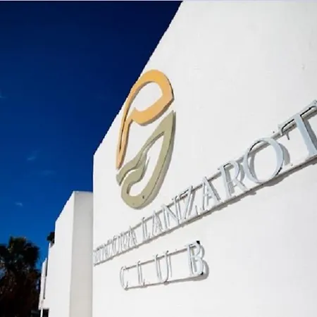 Bitacora Lanzarote Club * פוארטו דל כרמן